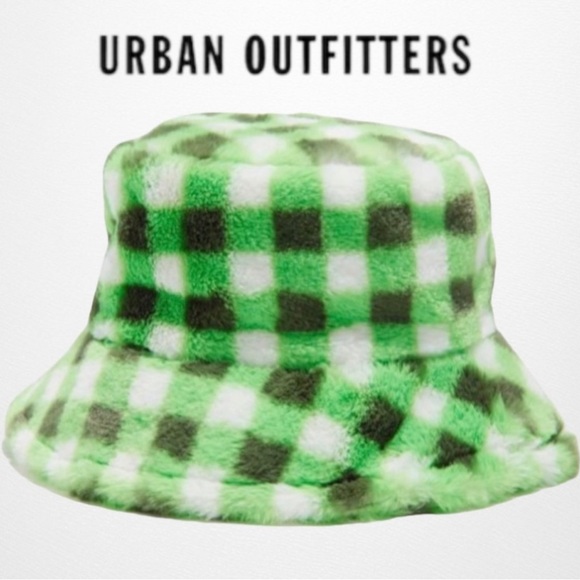 NWT UO Knox Printed Faux Fur Bucket Hat - Picture 1 of 3